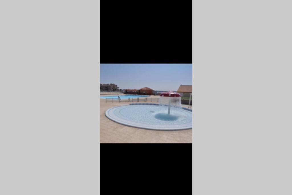 Bel Appartement Vue Sur Le Lac Marin Avec Piscine เลอบาร์กาแรส ภายนอก รูปภาพ